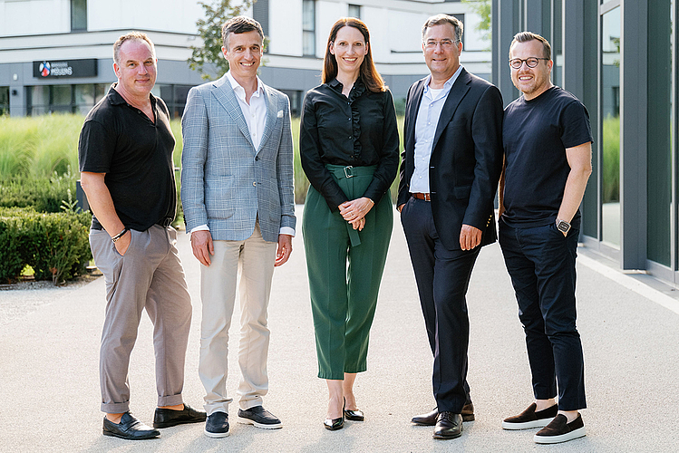 Der neue Beirat der German Datacenter Association setzt sich zusammen aus Andreas Graf-Matzner, Vantage Data centres, Michael Barth, CyrusOne, Dr. Jana Dorband, Amazon Web Services, Alexander Hauser, TTSP HWP, und JP Feidner, Equinix.